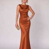 Virella | Vestido Maxi Sin Mangas Ajustado con Escote Barco