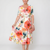 Corinne | Vestido Midi de Manga Corta con Diseño Floral