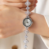 Mia® - Reloj dorado adornado con cristales