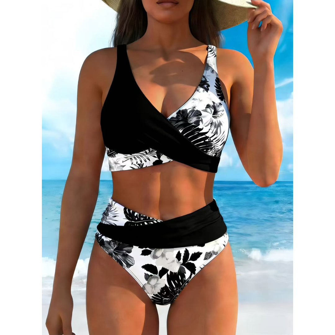 Sisi | Bikini con Detalle Frontal Retorcido y Cintura Alta