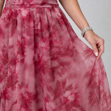Avien | Suave Vestido Midi con Cuello Halter