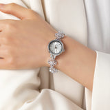 Mia® - Reloj dorado adornado con cristales