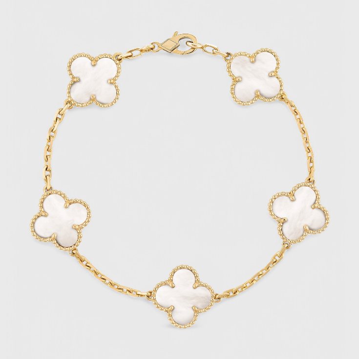 Pulsera Elegante con Diseño de Trébol en Dorado
