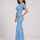 Marie | Vestido Midi de Manga Corta con Cuello Redondo