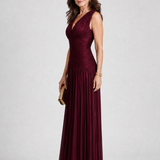 Lemar | Vestido Midi Sin Mangas con Pliegues y Escote en V" can be rewritten as:

"Lemar | Vestido Midi Sin Mangas con Detalles de Pliegues y Escote en V