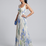 Ophelia | Vestido midi sin mangas con cuello cuadrado y diseño floral
