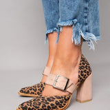 Selveta | Zapatillas de ante con diseño de leopardo y tacones robustos