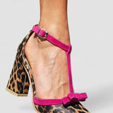 Leontina | Zapatillas verdes con estampado de leopardo y detalles coloridos