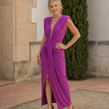 Azelinne | Vestido Midi Sin Mangas con Detalles Fruncidos y Abertura Delantera