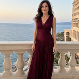 Lemar | Vestido Midi Sin Mangas con Pliegues y Escote en V" can be rewritten as:

"Lemar | Vestido Midi Sin Mangas con Detalles de Pliegues y Escote en V