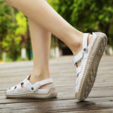 Elina – Sandalias Ajustables de Confort