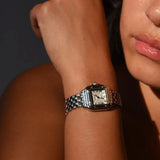 Petra® - Reloj de lujo dorado con diseño de números romanos
