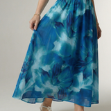 Sylin | Vestido Midi con Cuello Halter y Detalle Fruncido