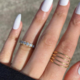 Greta - Anillo Amia" can be rewritten as "Greta - Amia Ring.