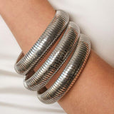 Zora - Pulsera con Diseño de Ranuras
