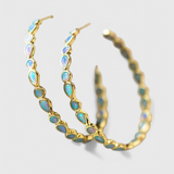 Pendientes retro de ópalo azul en oro
