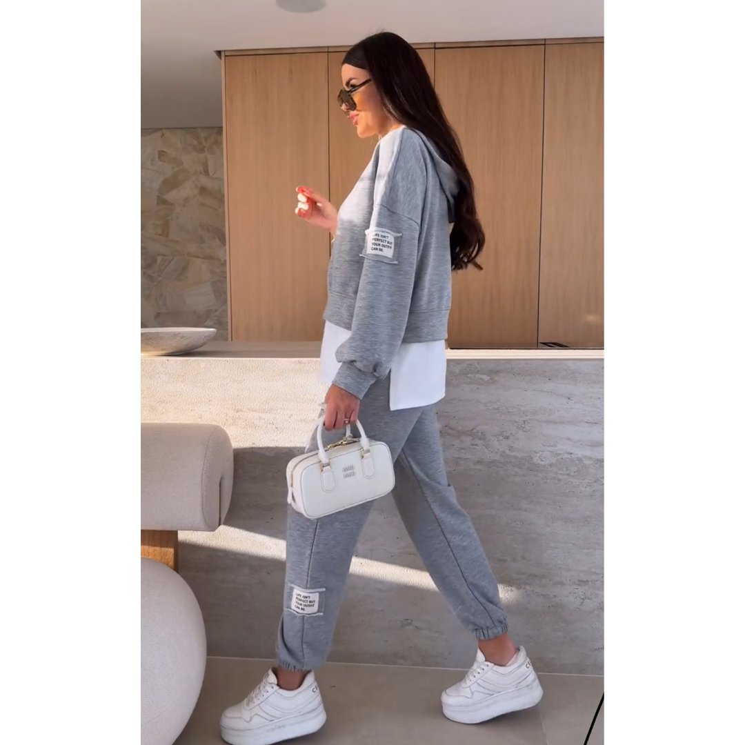 Dana | Conjunto de Sudadera Femenino con Detalles Tejidos