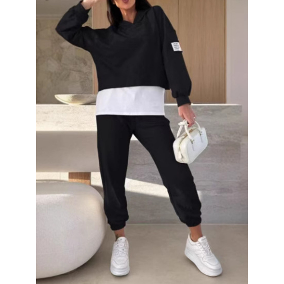 Dana | Conjunto de Sudadera Femenino con Detalles Tejidos