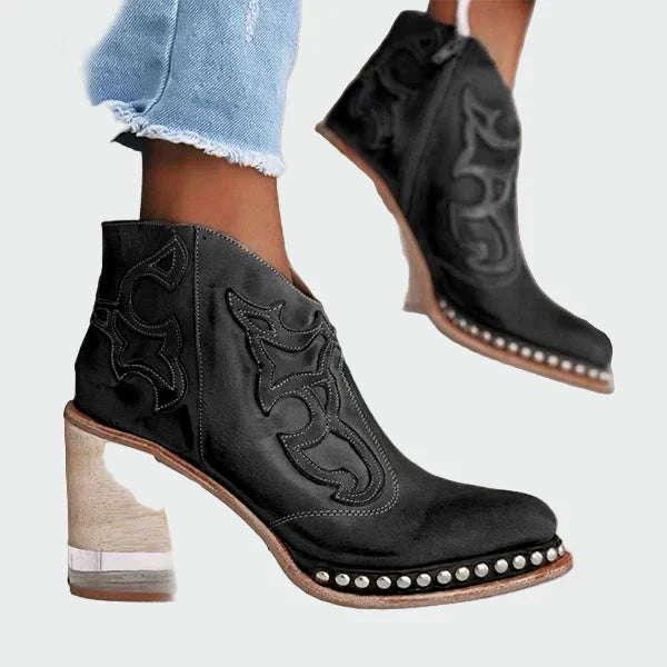 Stanislava - Botas de Cuero con Bordados