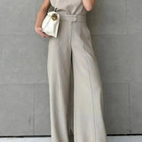 Emilie | Elegant Mono