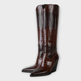 Mirjana - Botas Elegantes con Estampado de Cocodrilo y Tacón