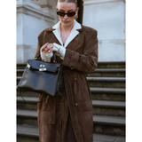 Maren Suede Luxe™ | Trenchcoat de ante elegante con cinturón