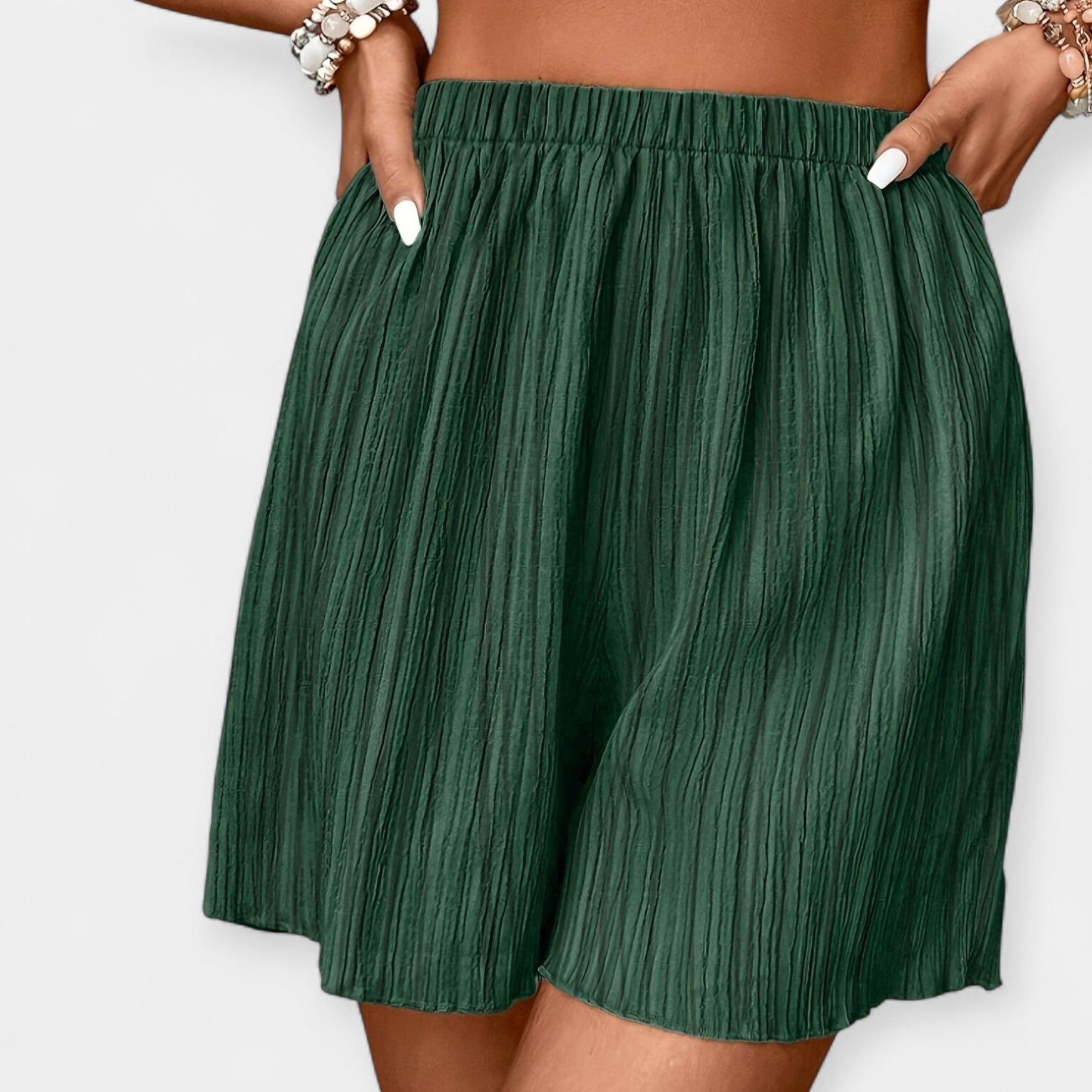 Thea | Short