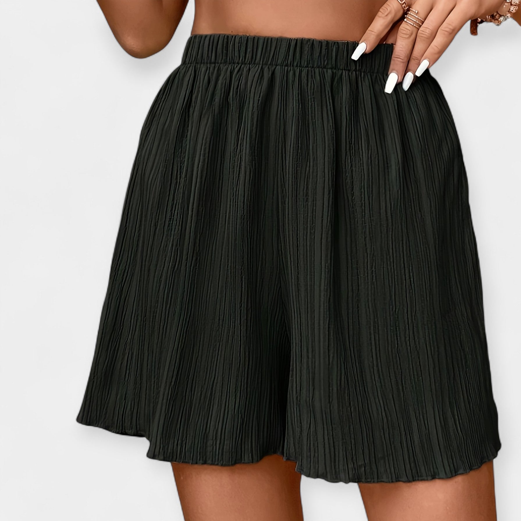 Thea | Short