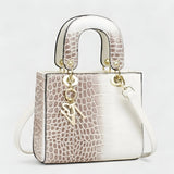 Izabela – Bolso contemporáneo y multifuncional