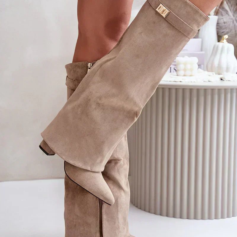 Levina - Botas de Estilo Tiburón