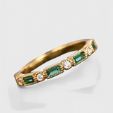 Anillo Vintage Dorado con Circonita Verde